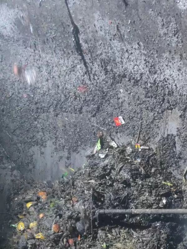荣邦乡污水池清理